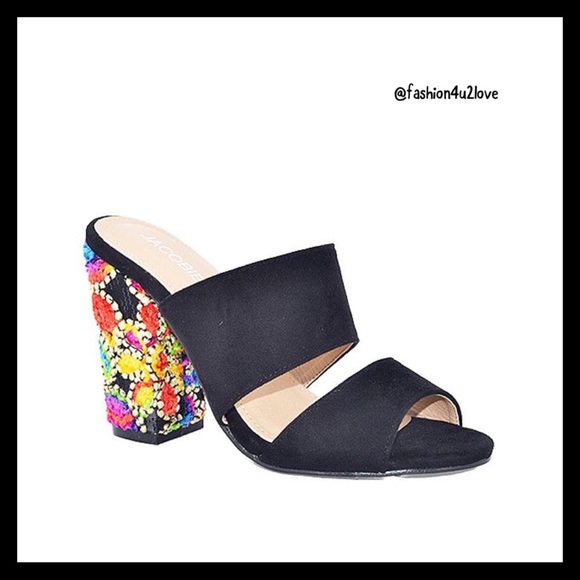 Black Knitted Patch Detail Chunky Heels - Picture 3 of 4